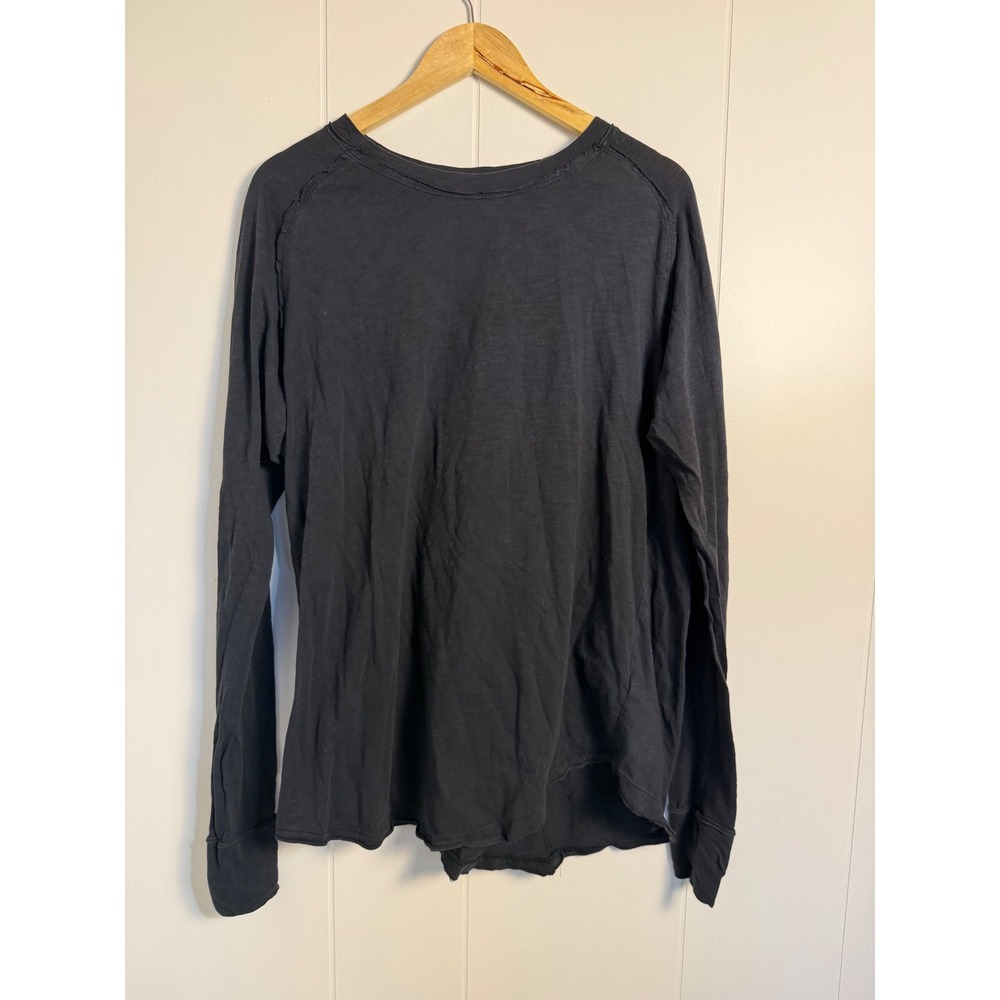 Oversized We The Free Long Sleeve Small Black Raw Hem Distressed
